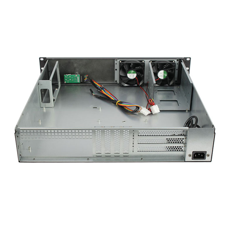 2U 랙마운트 케이스 모델 ISC-RC2U450F-M 12x9.6 메인보드 HDD 3개(3개) 2U 랙마운트 케이스 모델 ISC-RC2U450F-M 12x9.6 메인보드 3개 HDD