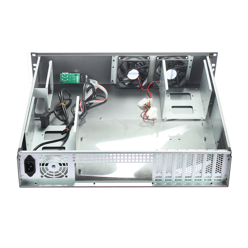 2U 랙마운트 케이스 모델 ISC-RC2U460F-M 12x9.6 메인보드 3.5인치 HDD 6개(4개) 2U 랙마운트 케이스 모델 ISC-RC2U460F-M 12x9.6 메인보드 3.5인치 HDD 6개