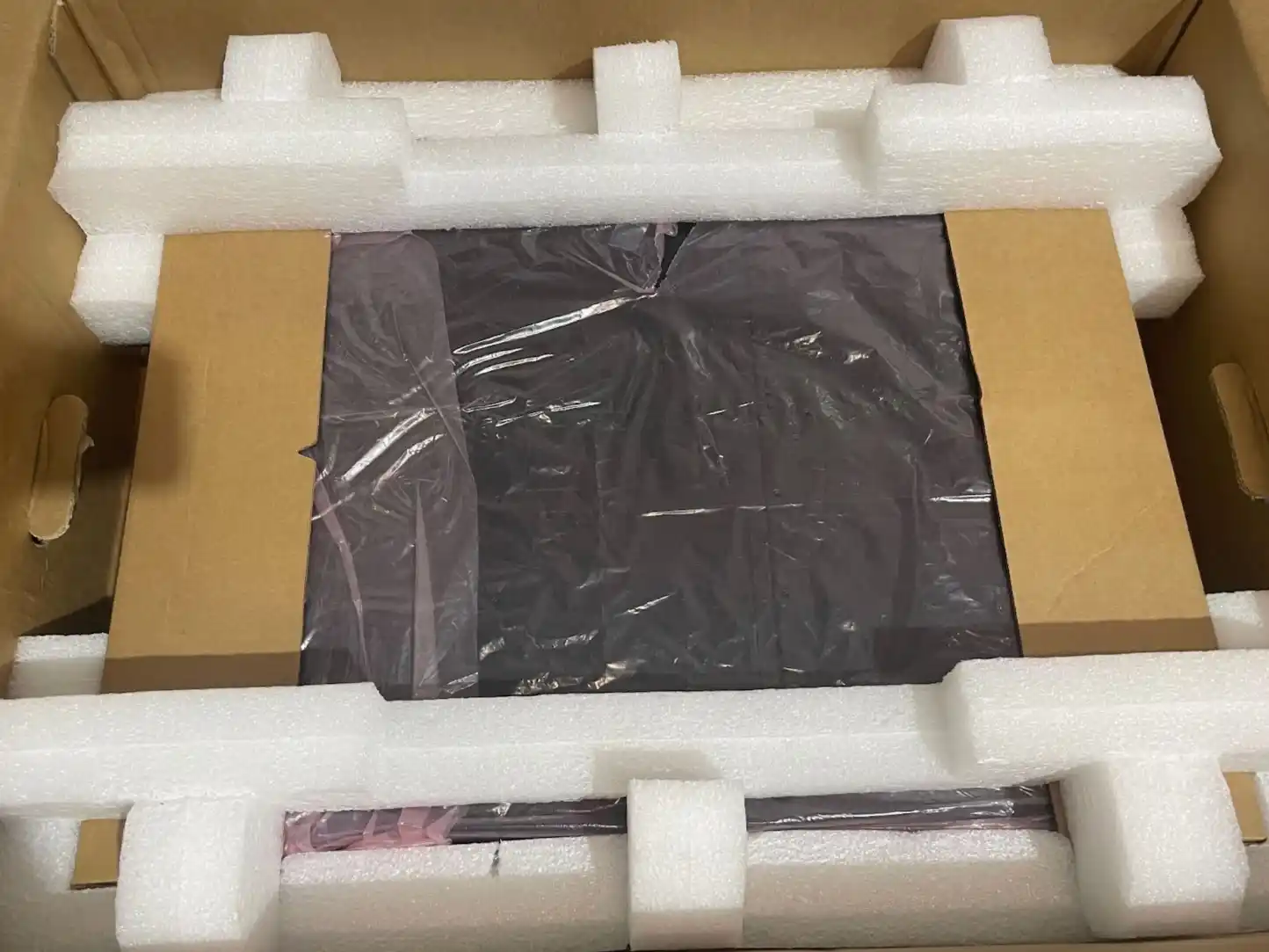 Logistics and Packaging Design for Global Shipping of Server Cases 2