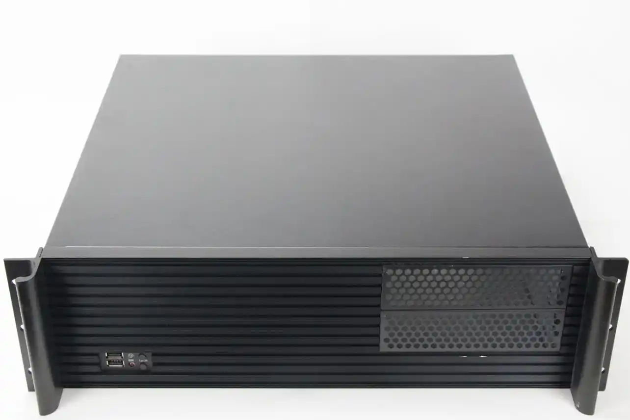 Wallmount Server Chassis Use Cases in Edge Computing Low Voltage Environments 4