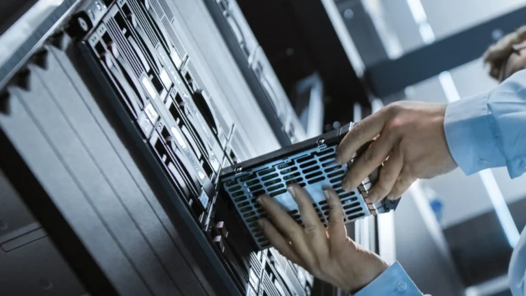 Почему оптимизированные под GPU серверные корпуса критически важны для приложений искусственного интеллекта 3