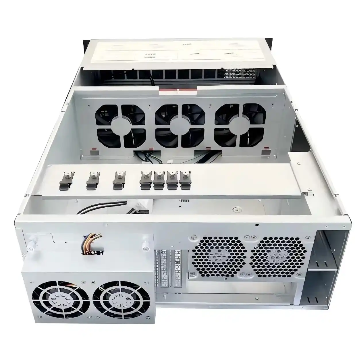 AI 연구소 및 스타트업을 위한 4U, 5U, 6U GPU 서버 사례 비교 3