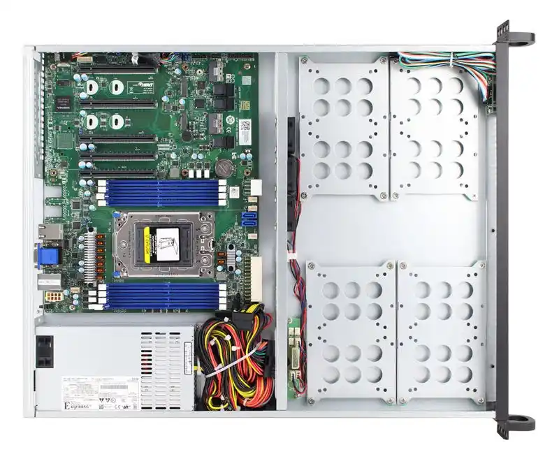 تصميم علب ITX للتشغيل بدون مروحة أو شبه بدون مروحة 3