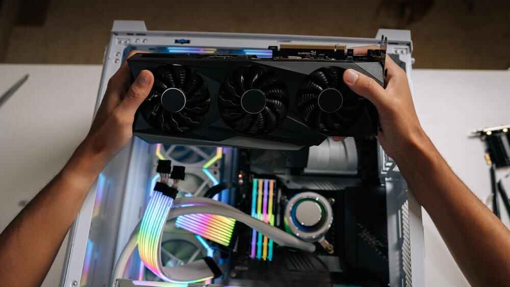 How to Check GPU Dimensions Before Selecting an Enclosure