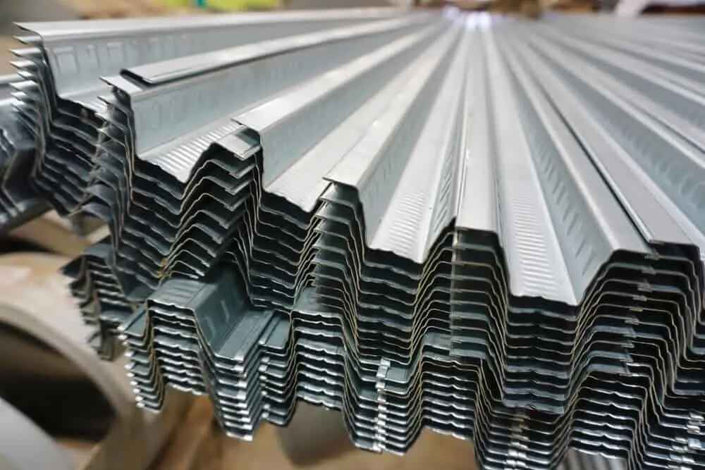How to Select Sheet Metal Thickness for a Server Chassis